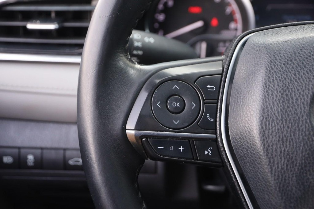 2018 Toyota Camry SE Image 24 of 29