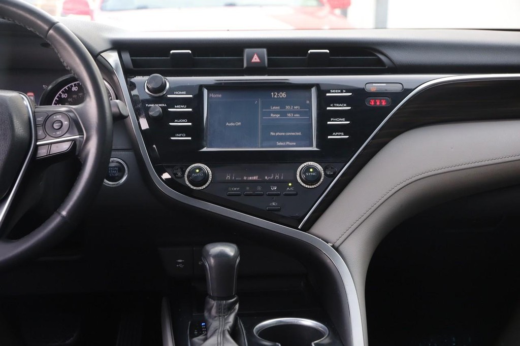 2018 Toyota Camry SE Image 29 of 29