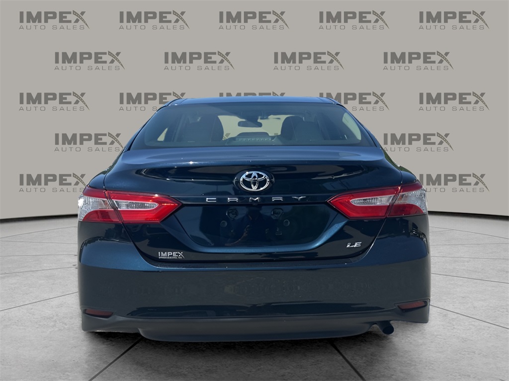 Vehicle image 6 of 31