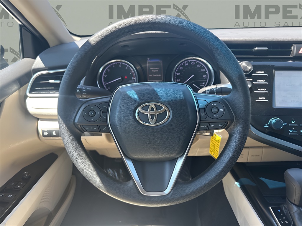 Vehicle image 13 of 31
