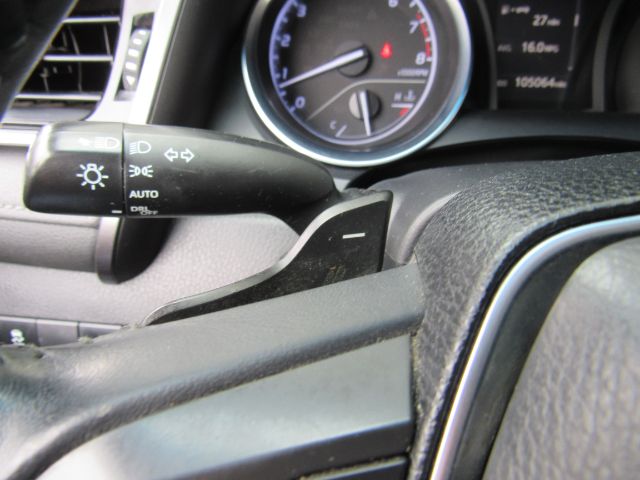 Vehicle image 28 of 36
