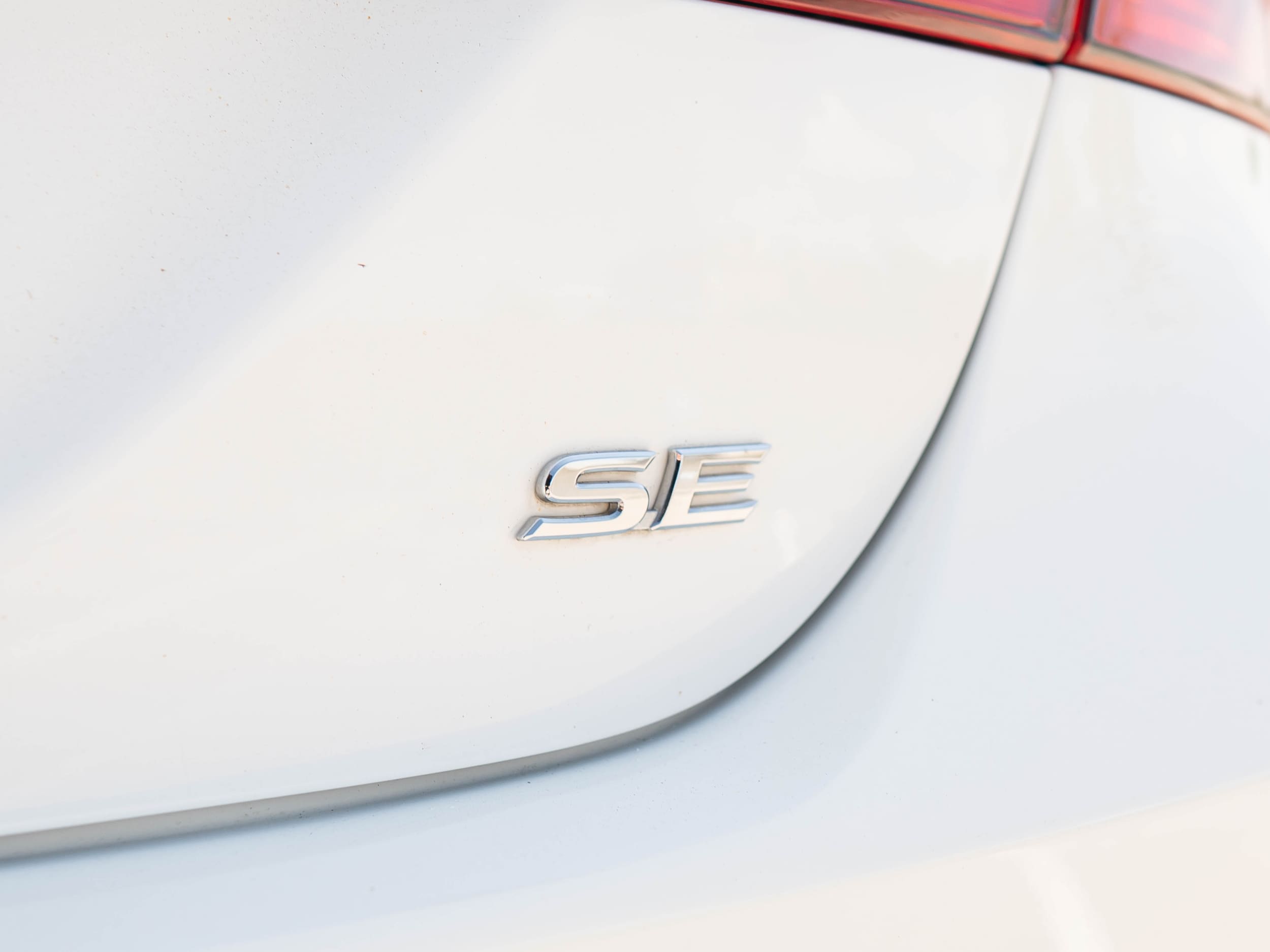 Vehicle image 42 of 48