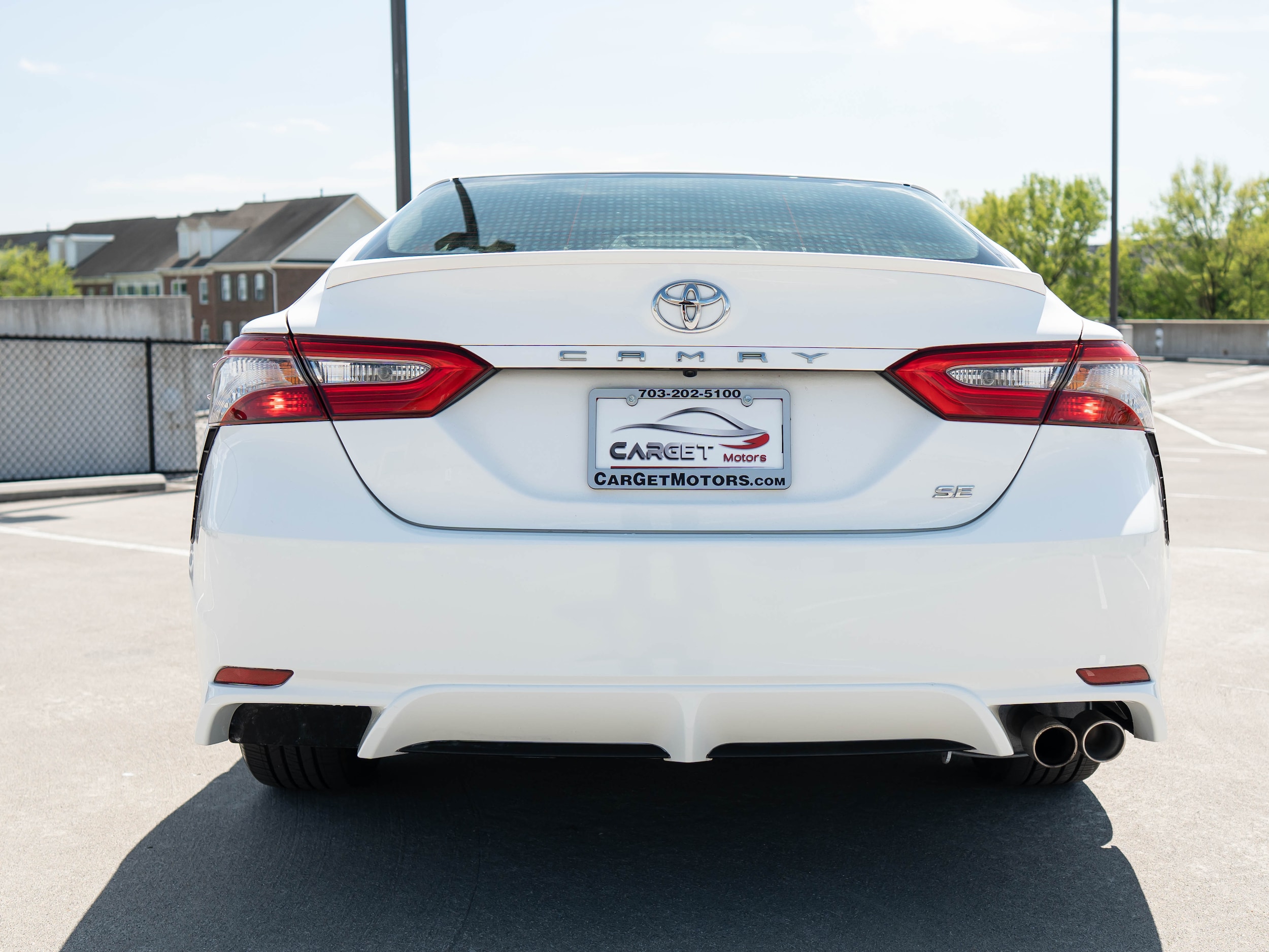 Vehicle image 5 of 48