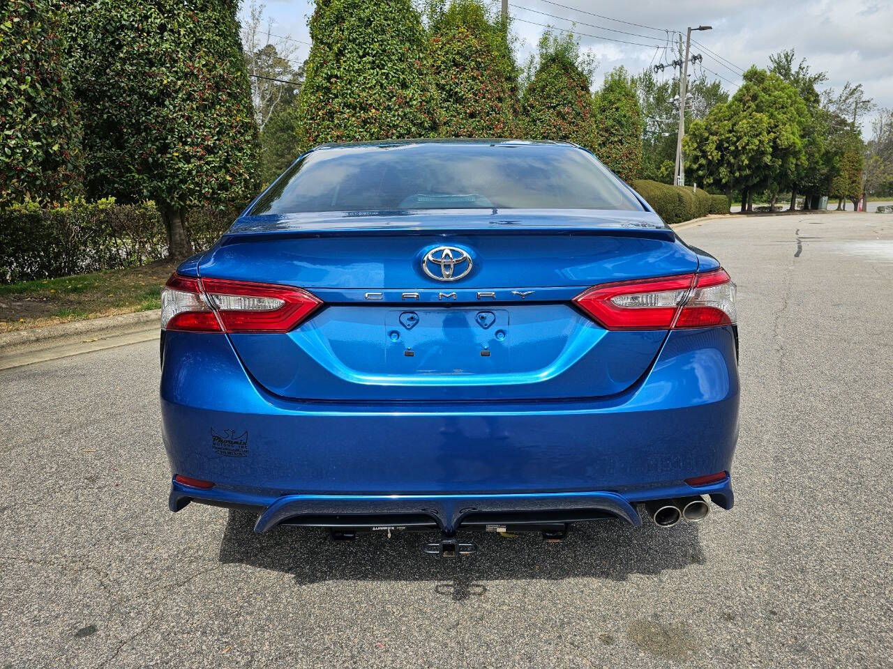 Vehicle image 6 of 28