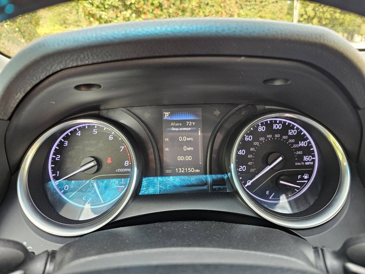 Vehicle image 16 of 28