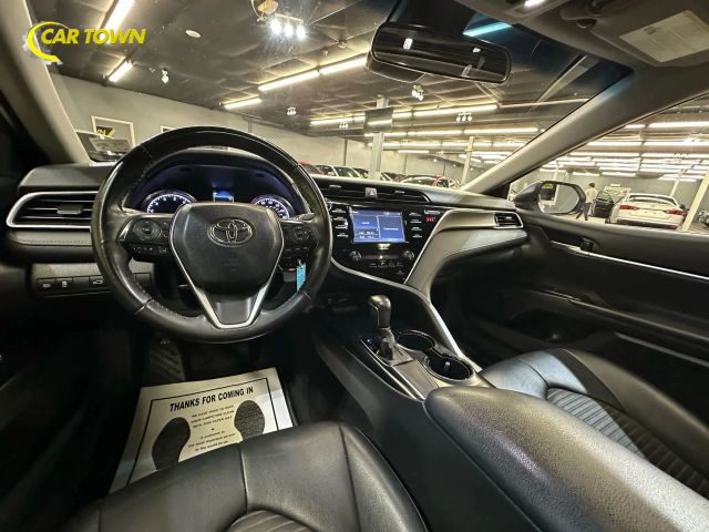 2018 Toyota Camry SE Image 25 of 37