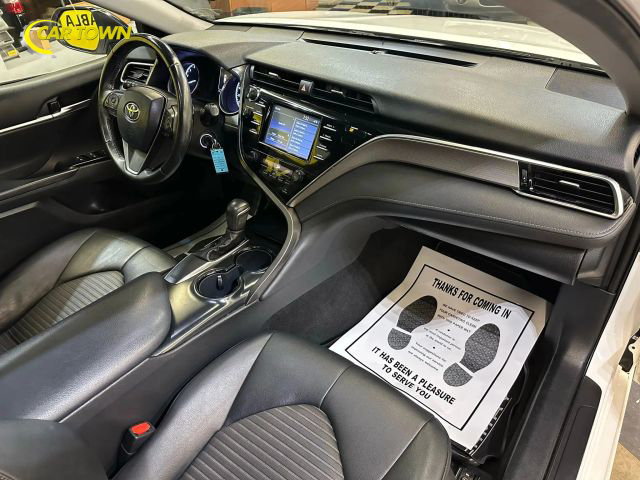 2018 Toyota Camry SE Image 23 of 37