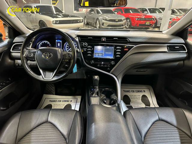 2018 Toyota Camry SE Image 24 of 37
