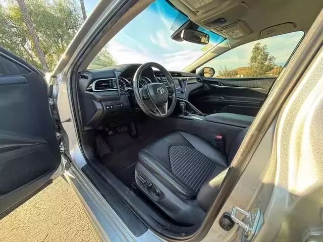 Vehicle image 9 of 31