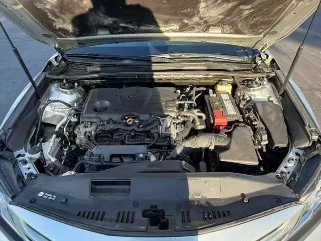 Vehicle image 27 of 31