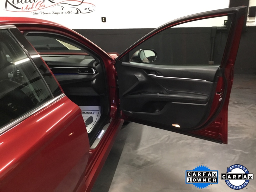 Vehicle image 36 of 50