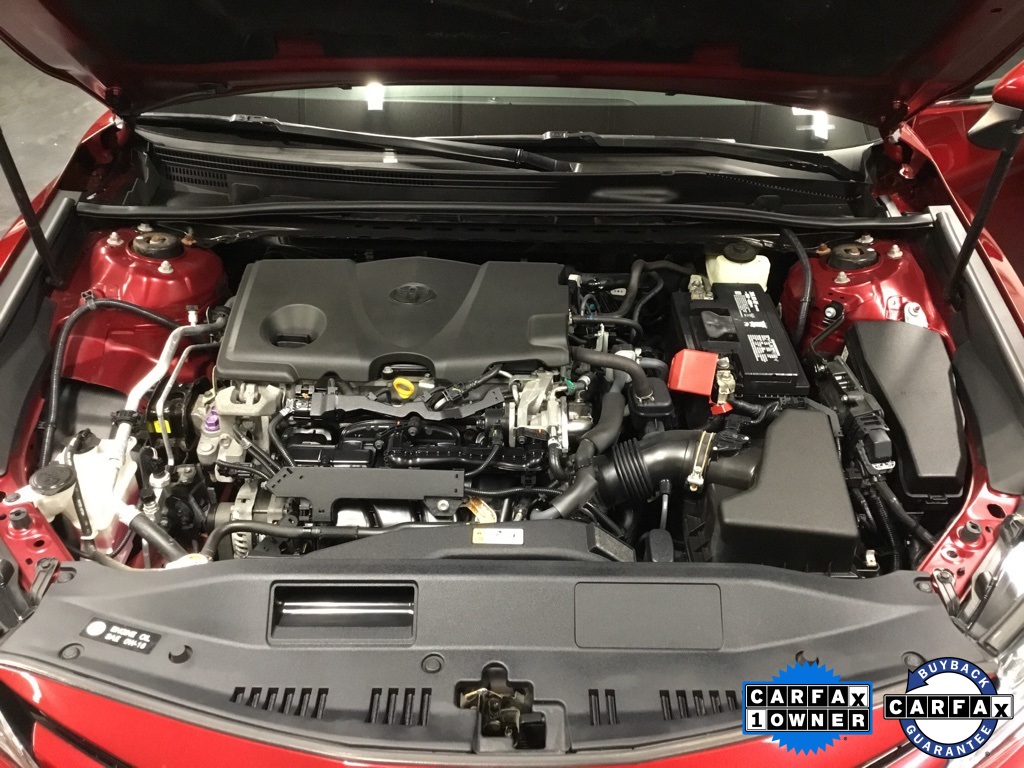 Vehicle image 40 of 50