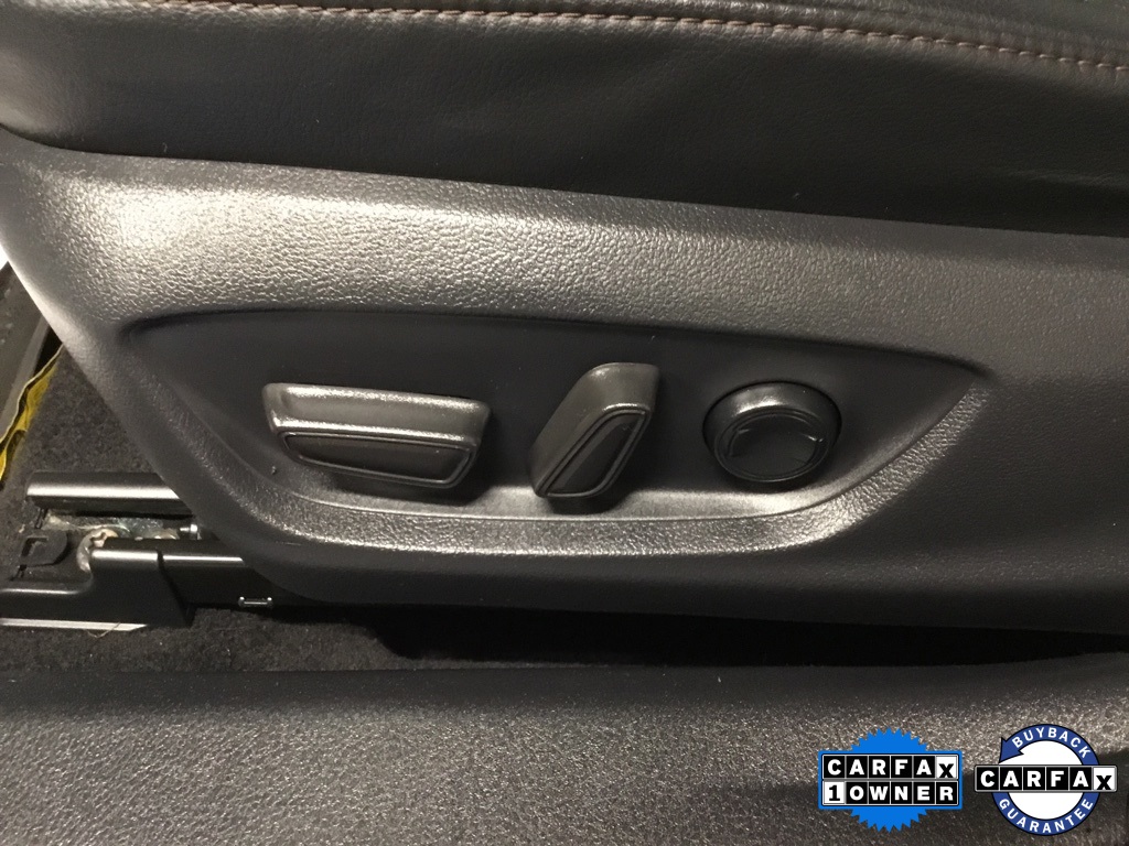 Vehicle image 48 of 50