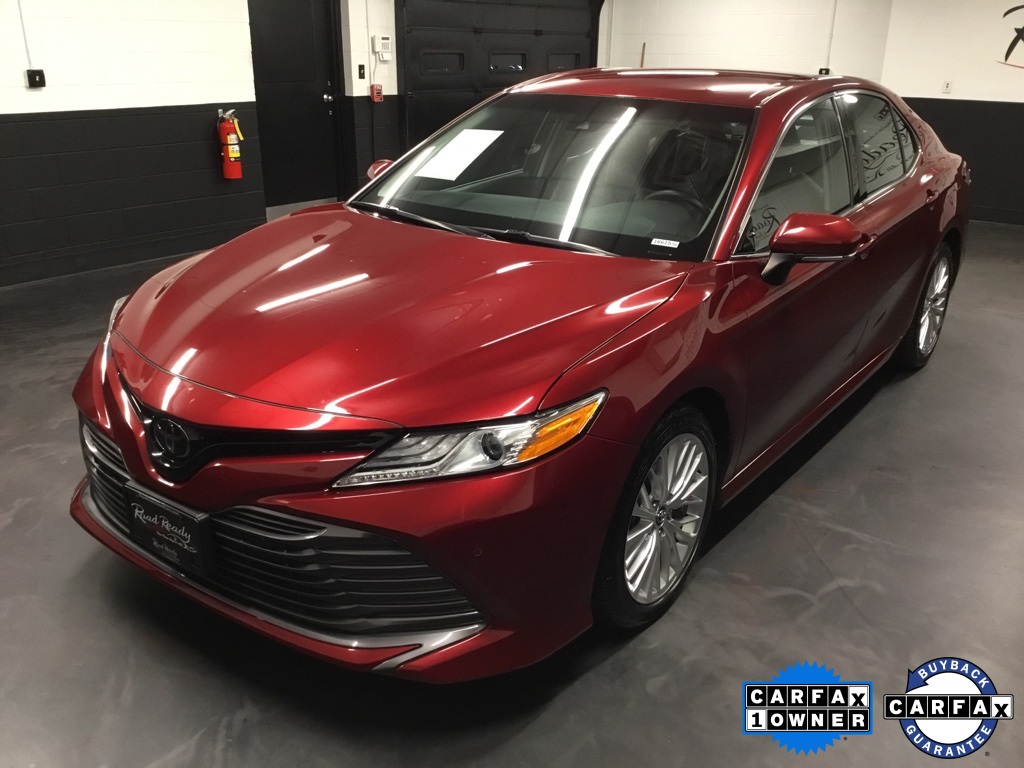 Vehicle image 9 of 50