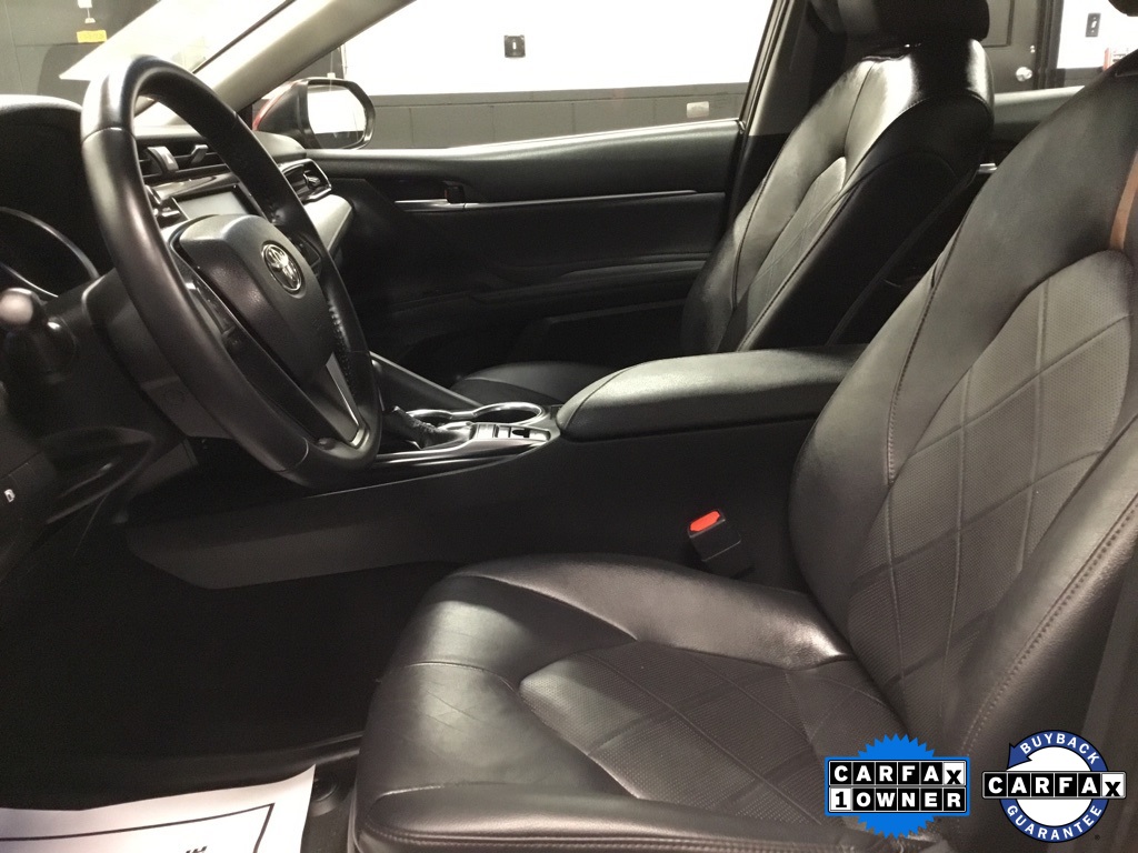 Vehicle image 23 of 50