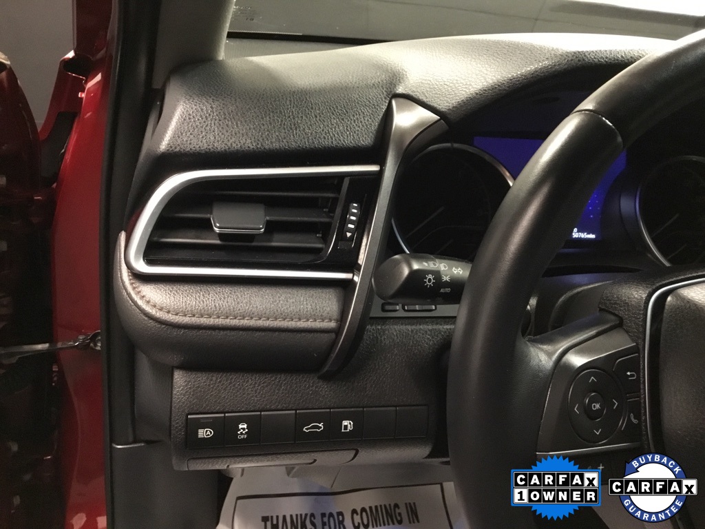 Vehicle image 20 of 50