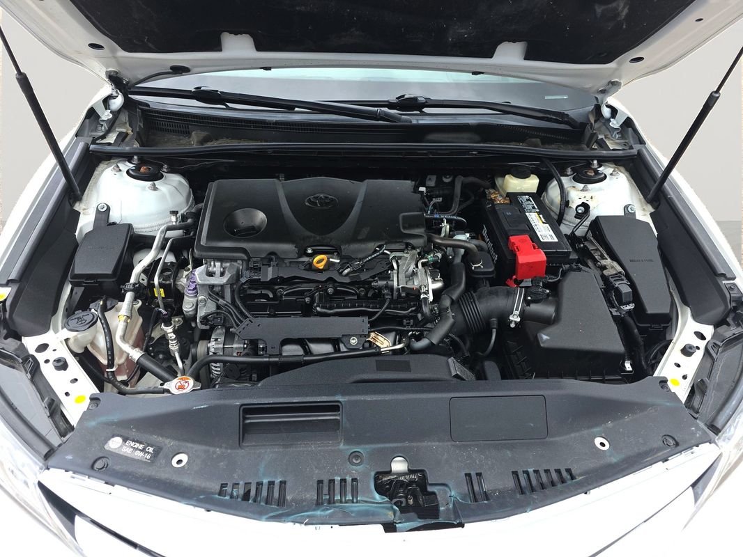 Vehicle image 41 of 43