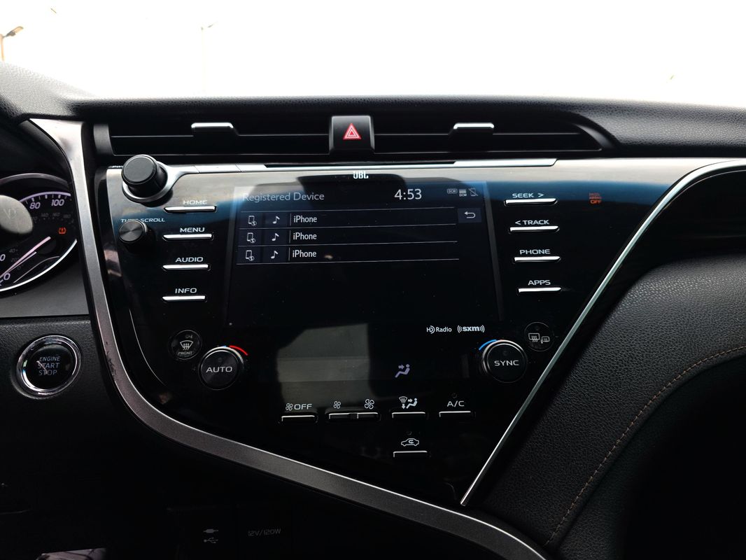 Vehicle image 19 of 43
