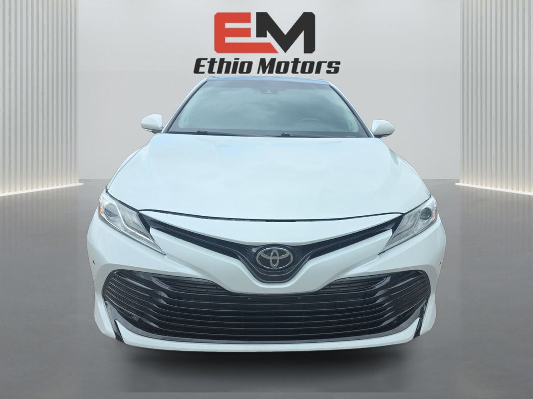 Vehicle image 2 of 43