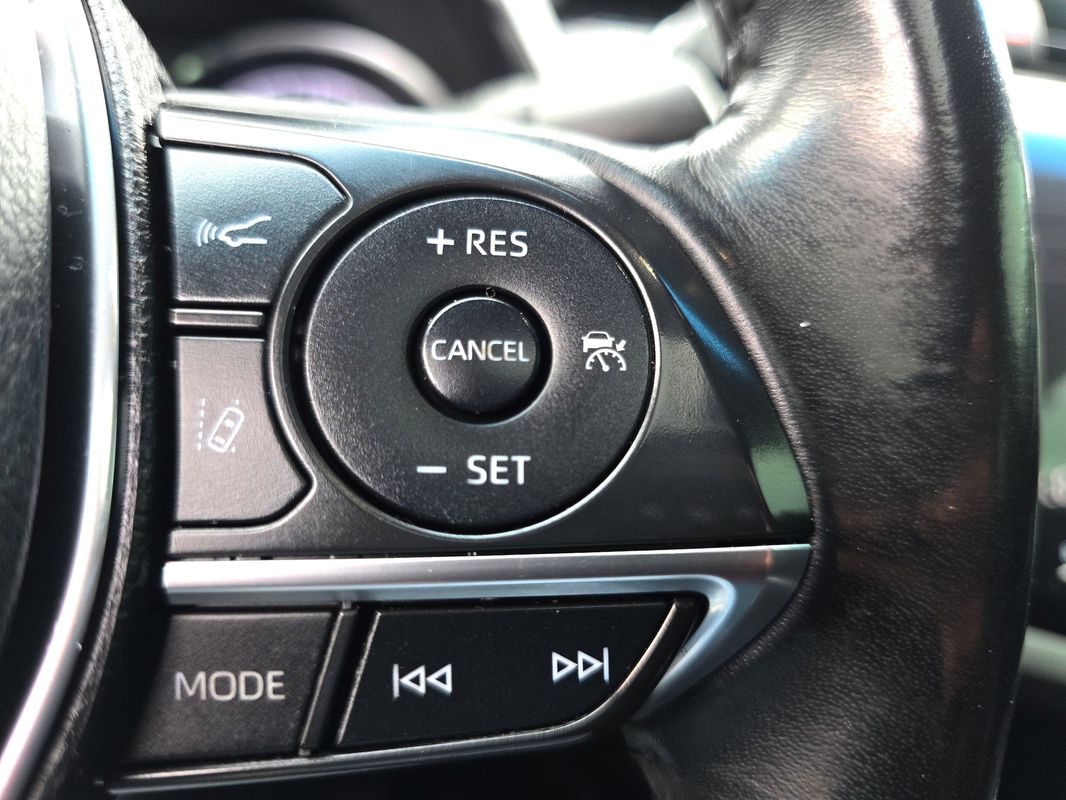 Vehicle image 16 of 43