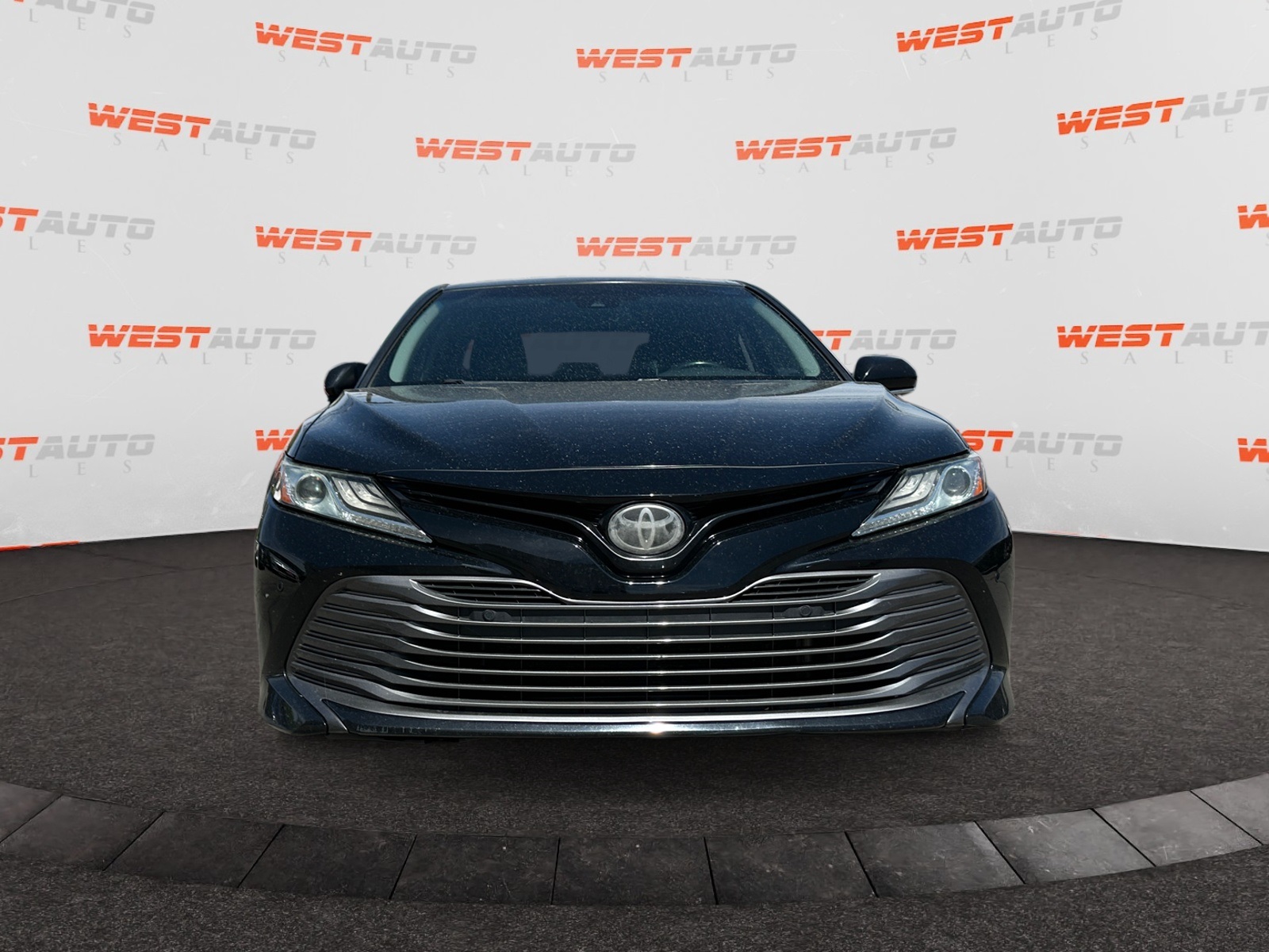 Vehicle image 3 of 31