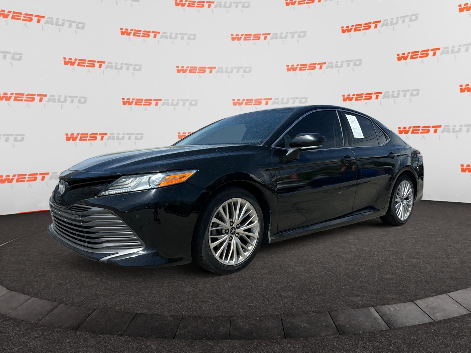 Vehicle image 1 of 31