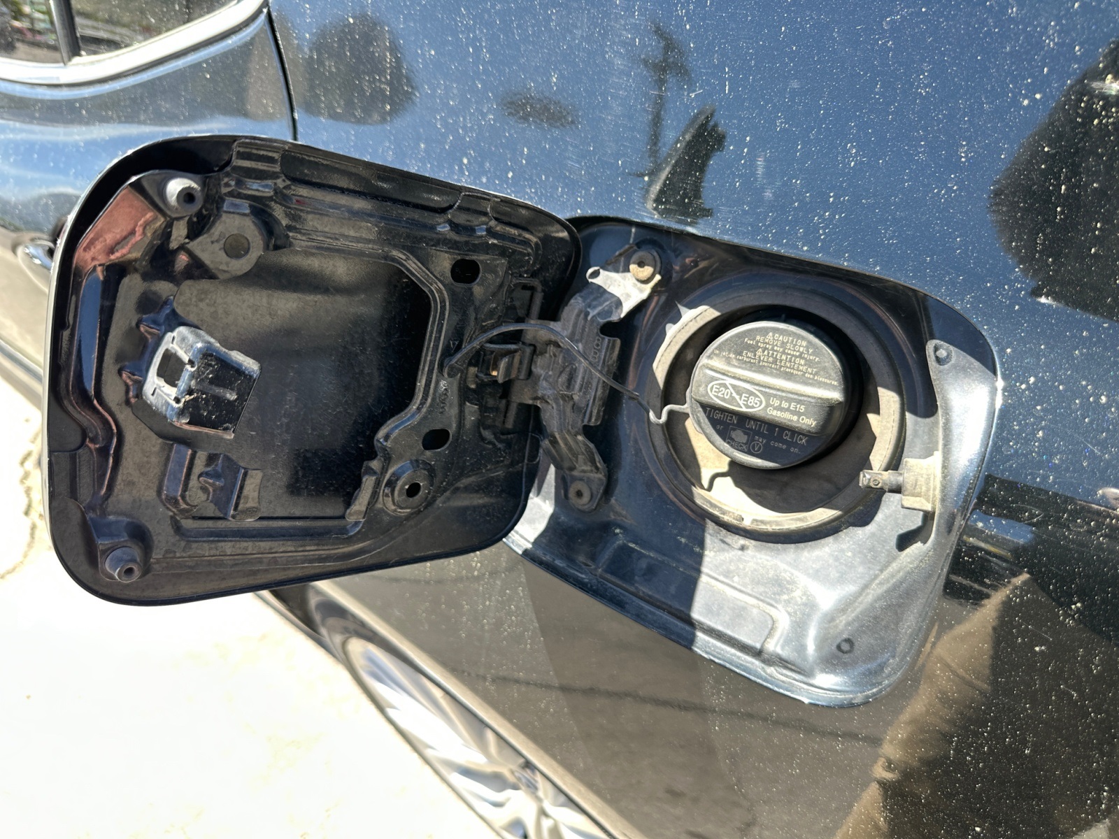 Vehicle image 21 of 31