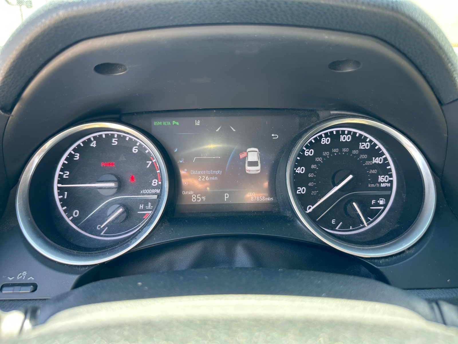 Vehicle image 27 of 31