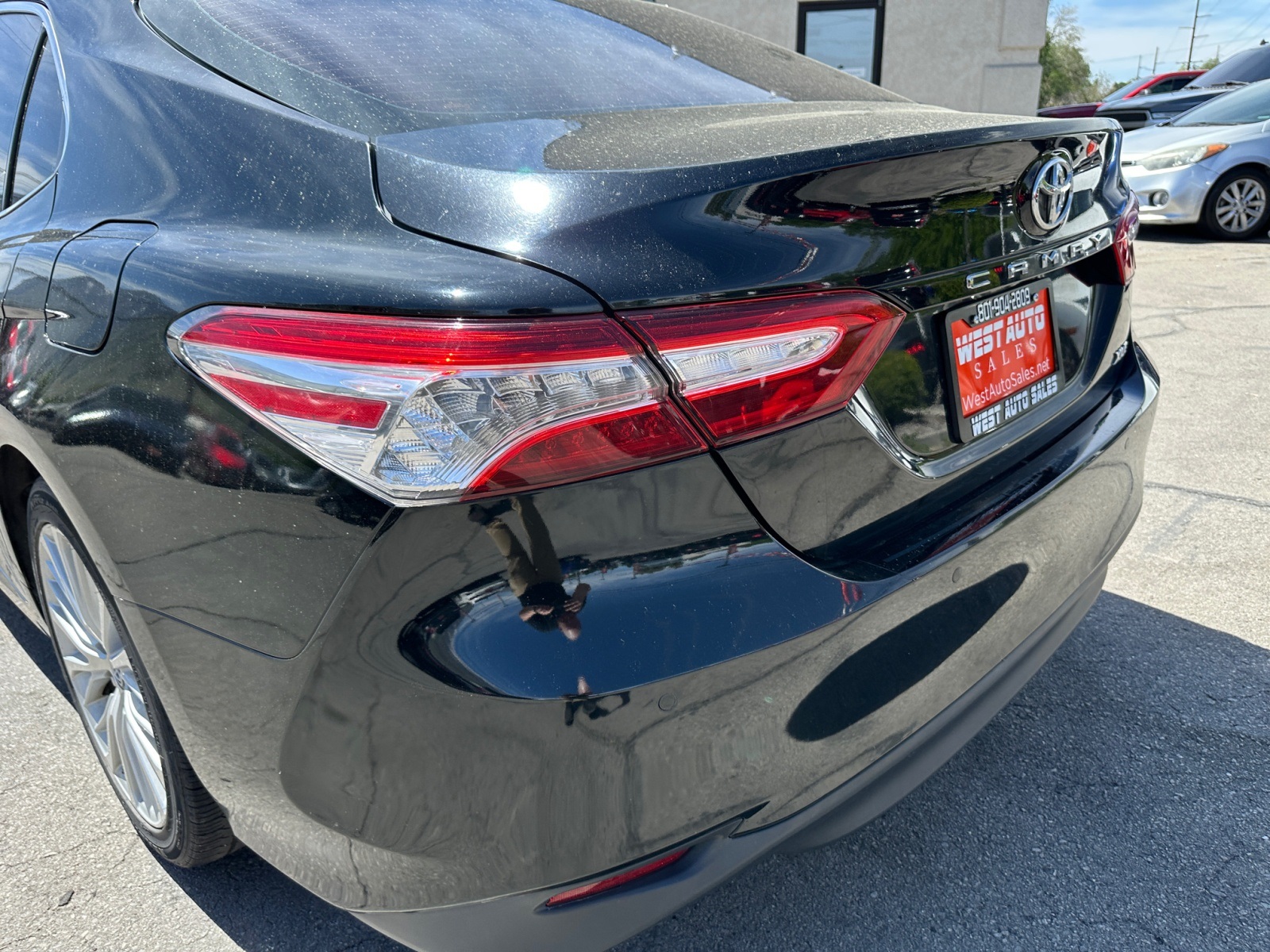 Vehicle image 22 of 31