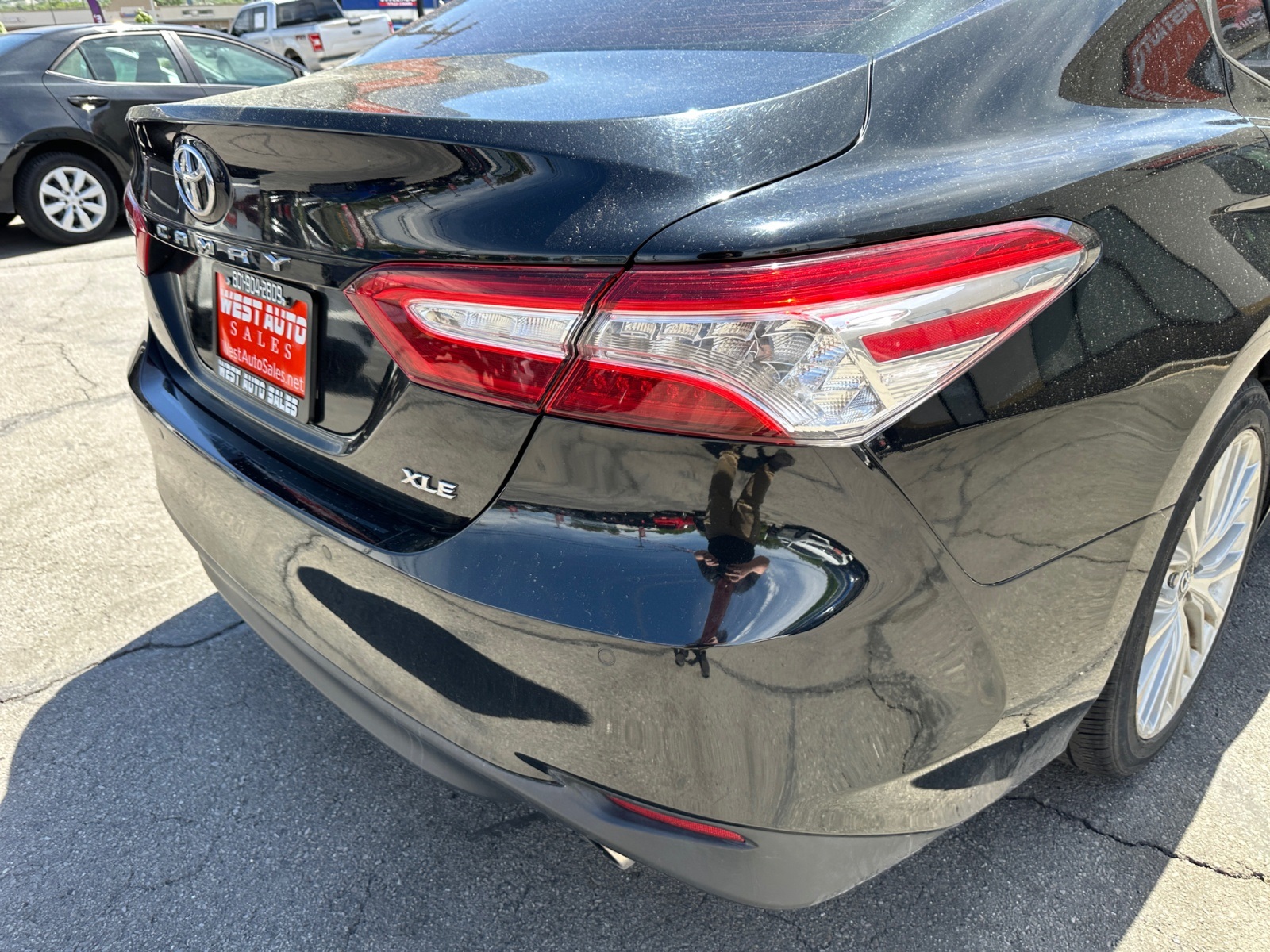 Vehicle image 23 of 31