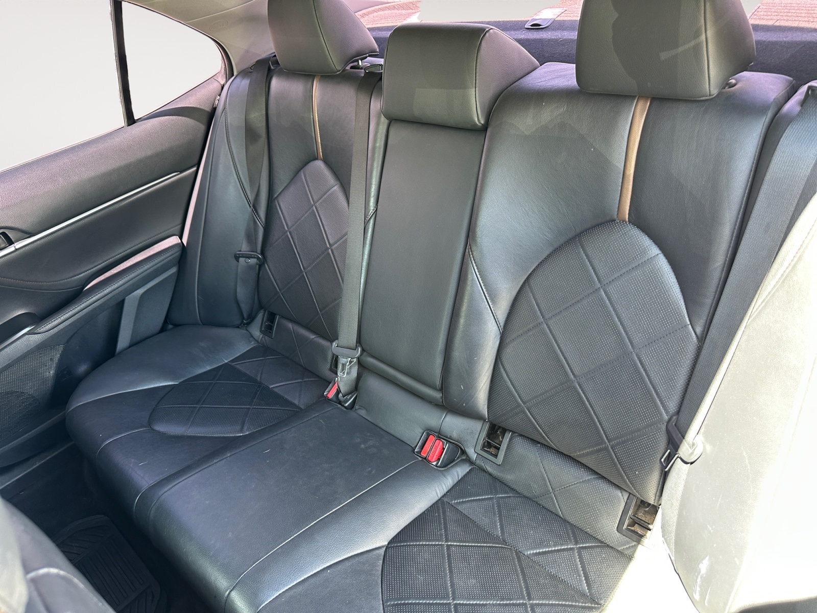 Vehicle image 15 of 31