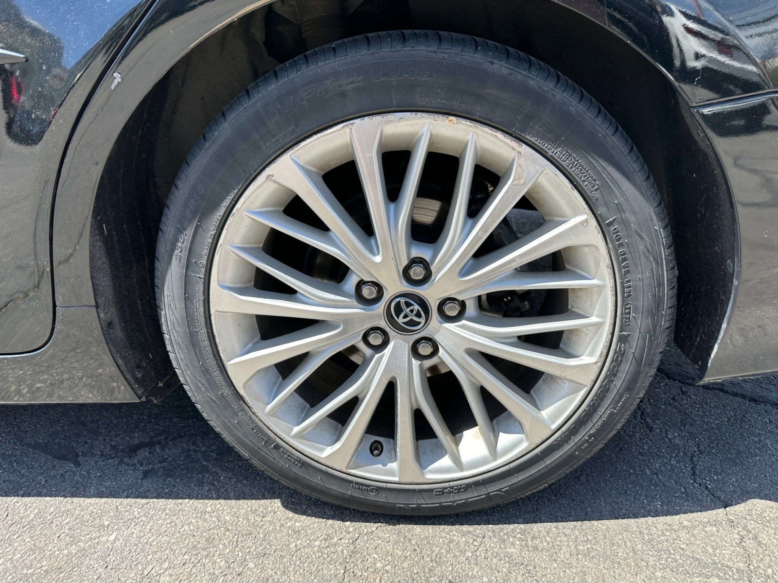 Vehicle image 20 of 31