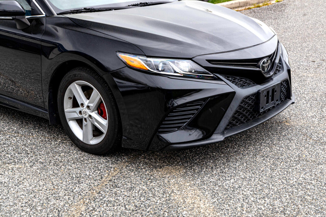Vehicle image 5 of 24