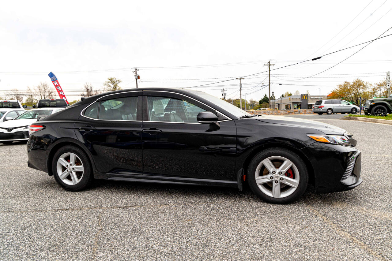 Vehicle image 3 of 24