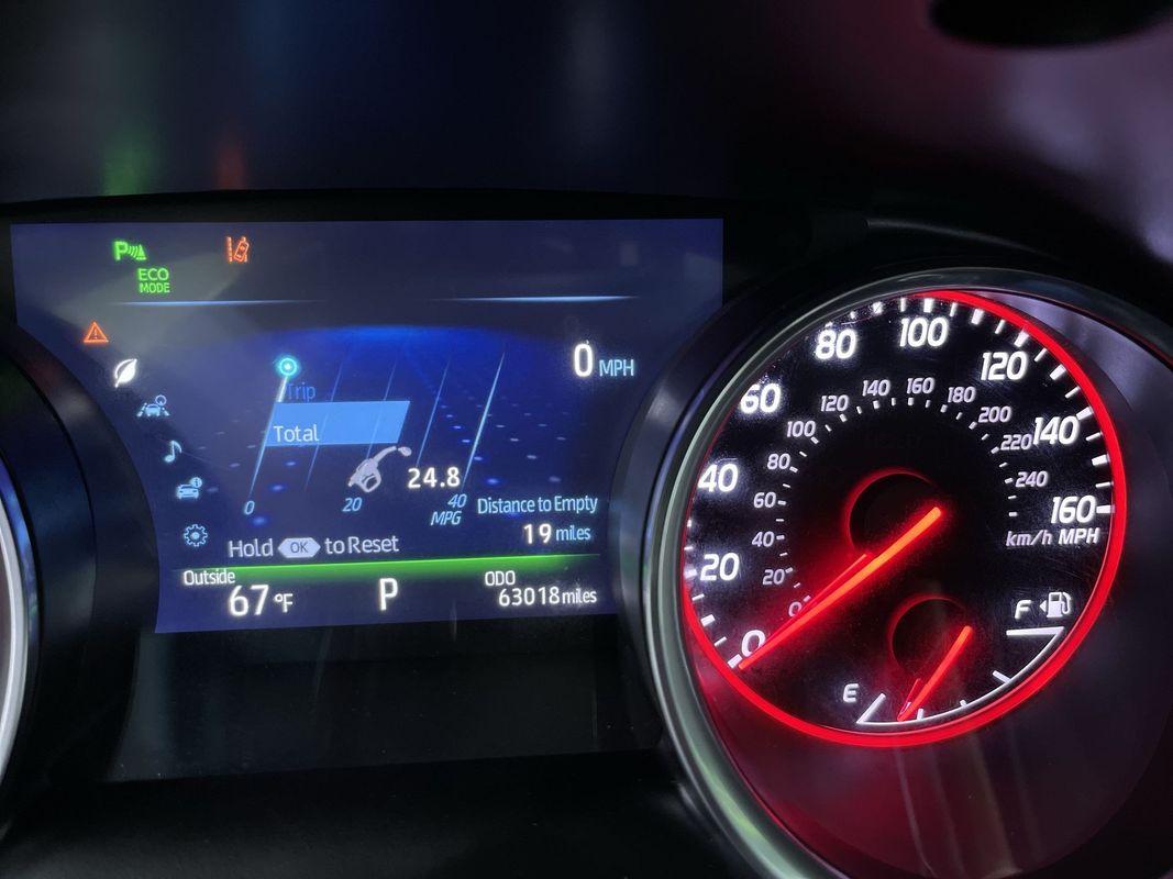 Vehicle image 18 of 29
