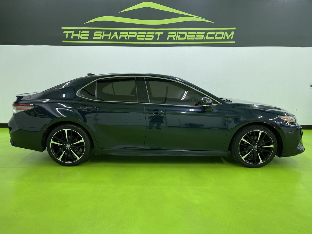 Vehicle image 4 of 29