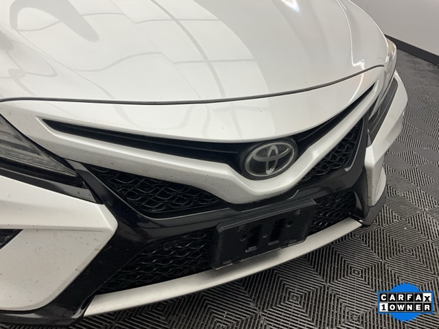 Vehicle image 27 of 30