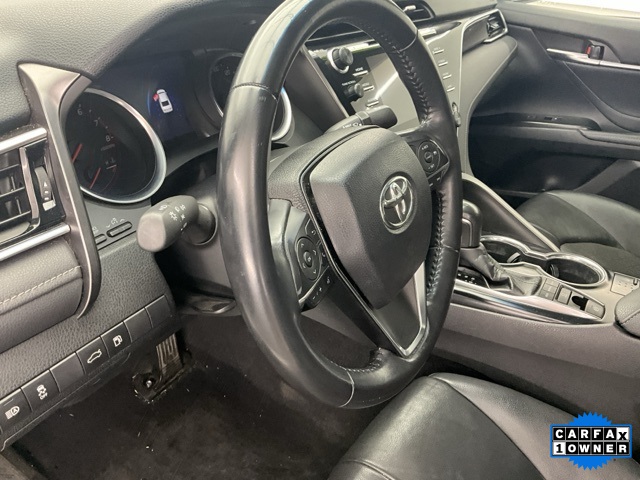 Vehicle image 14 of 30
