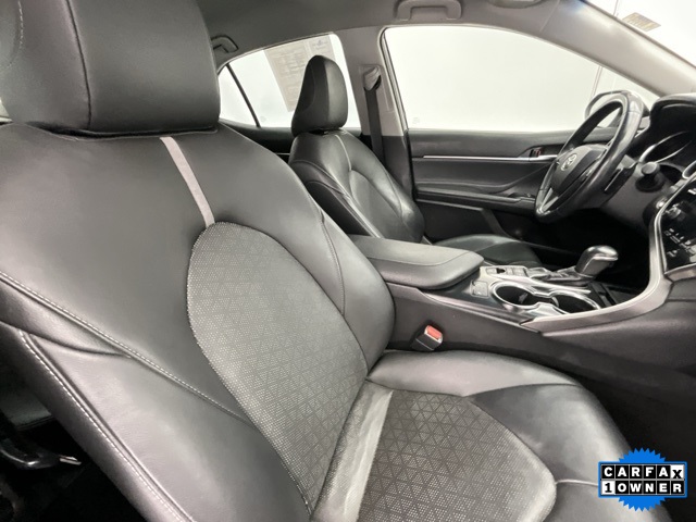 Vehicle image 11 of 30