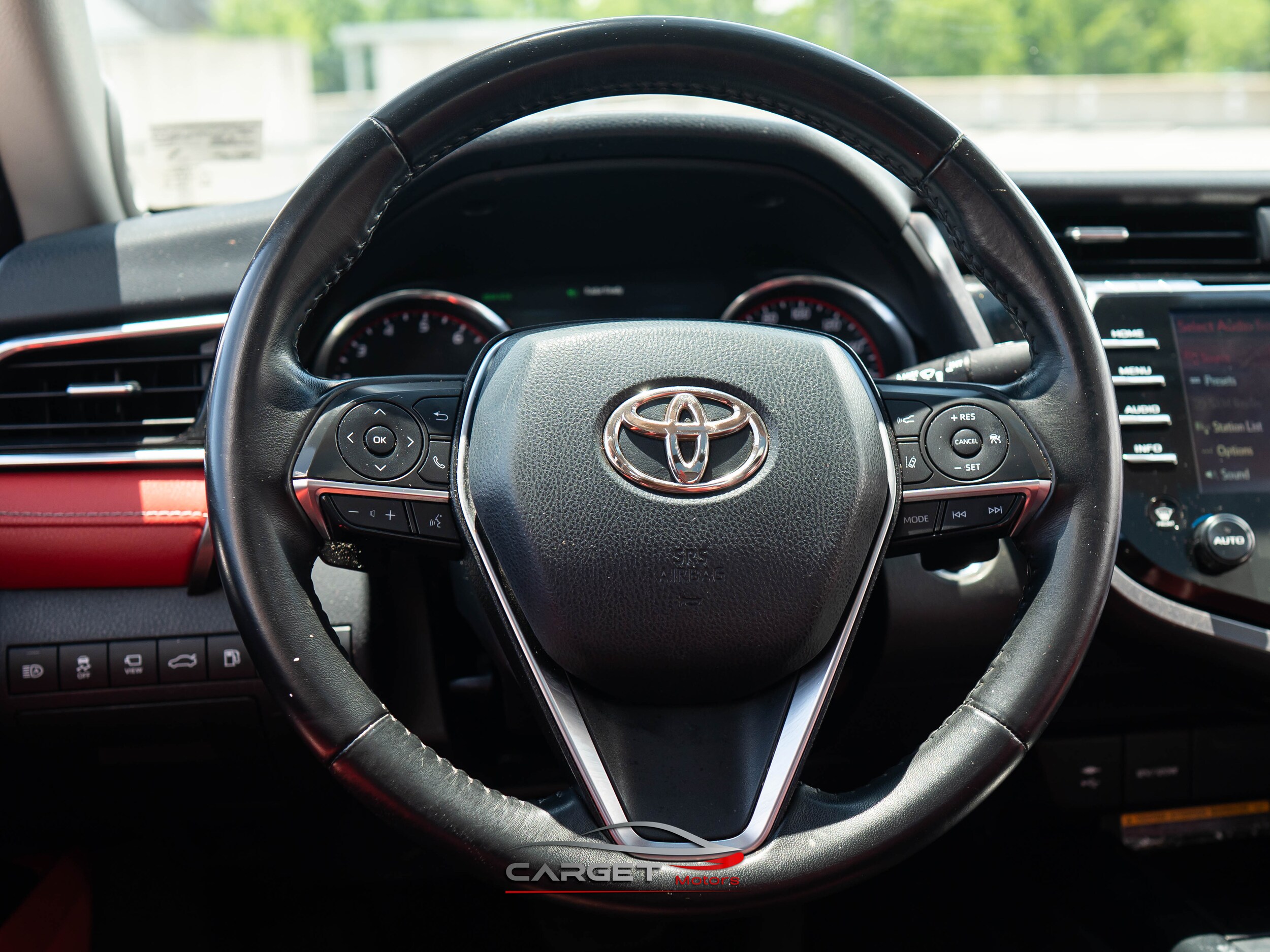 Vehicle image 20 of 48