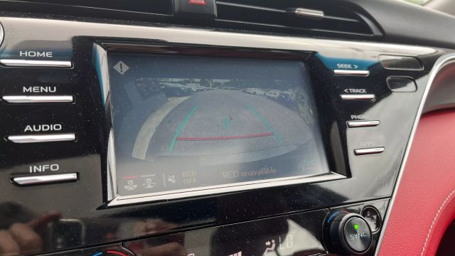 Vehicle image 25 of 30