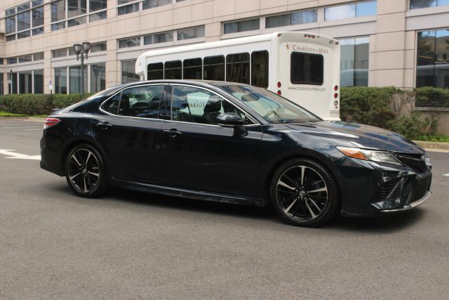 2018 Toyota Camry XSE V6 Image 3 of 35
