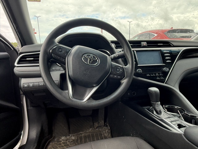Vehicle image 4 of 5