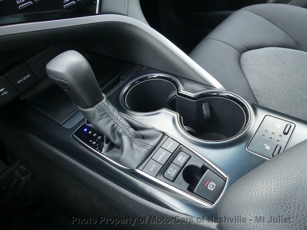 Vehicle image 39 of 46