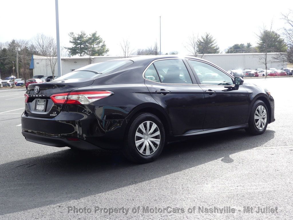 Vehicle image 12 of 46