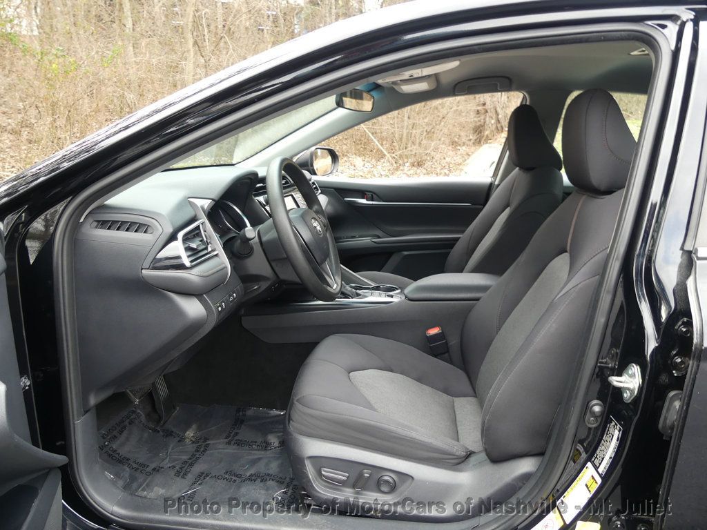 Vehicle image 20 of 46