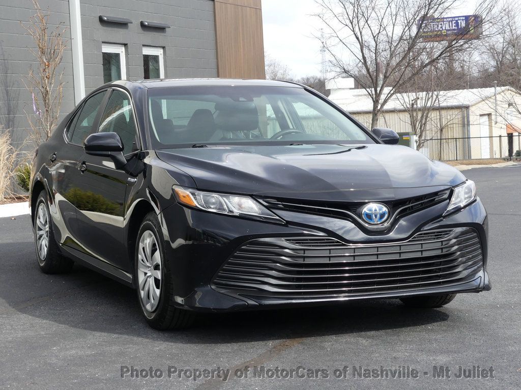 Vehicle image 6 of 46
