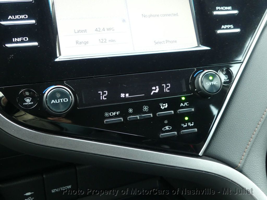Vehicle image 38 of 46