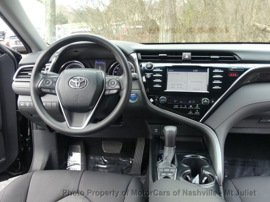 Vehicle image 29 of 46