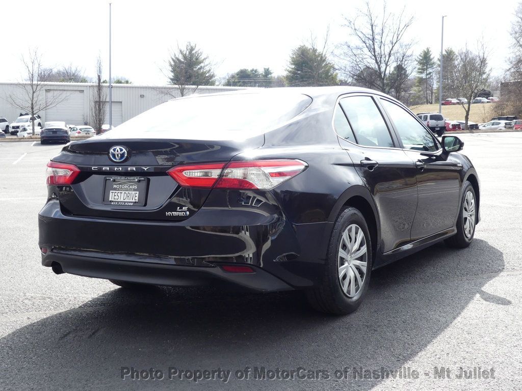 Vehicle image 3 of 46